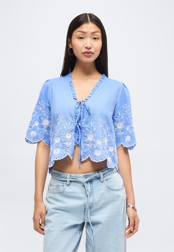 ONLY ONLMIFFY - Blouse - medium blue denim