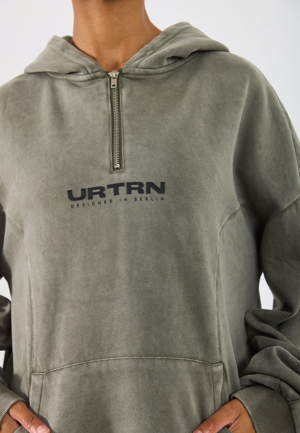 YOURTURN UNISEX RELAXED FIT CURVED HEM QUARTER-ZIP HOODIE