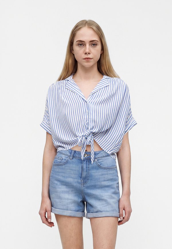 ONLY ONLPAULA - Button-down blouse - cloud dancer/blue
