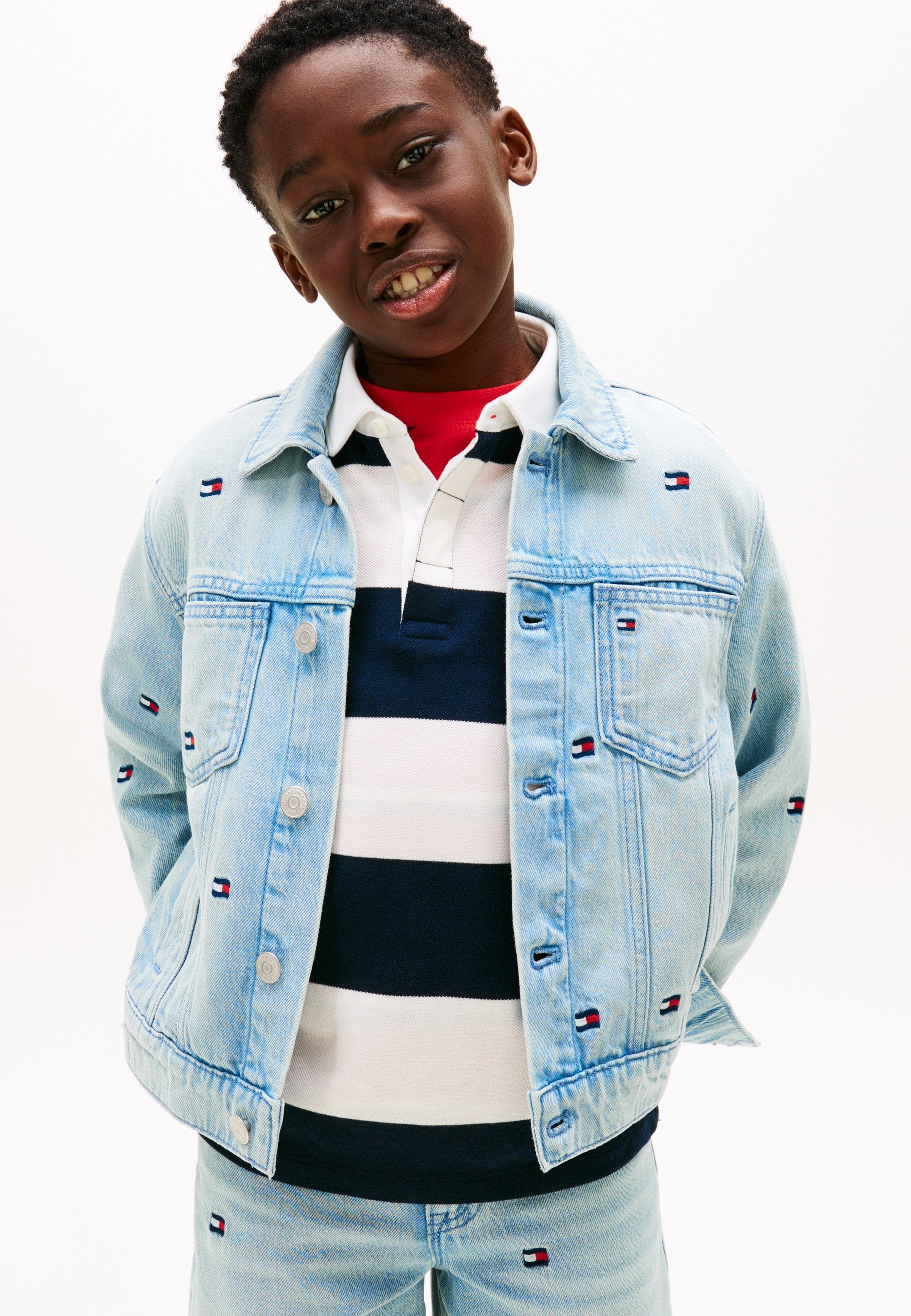 WAVY FLAG EMBROIDERY DENIM TRUCKER JACKET Media 3