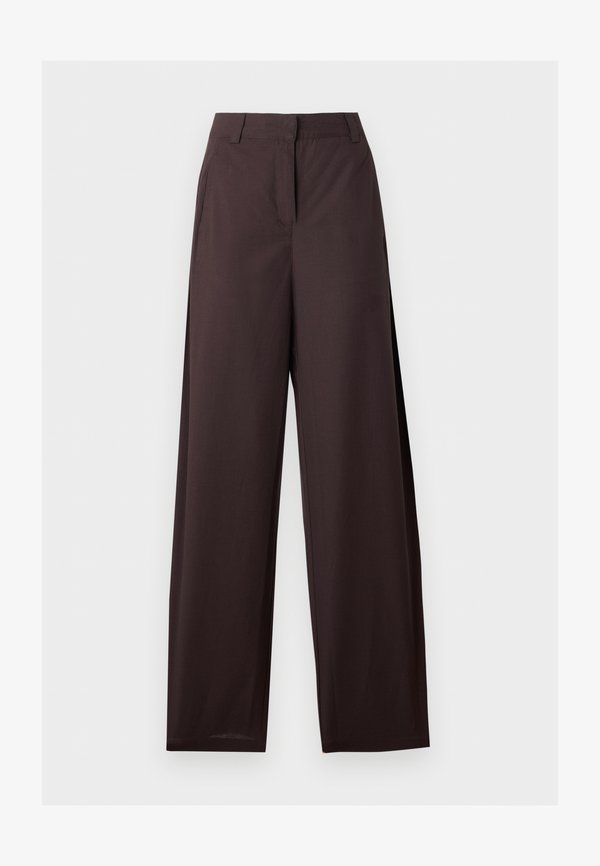 Vero Moda Tall VMSELMA BARREL - Trousers - chocolate torte