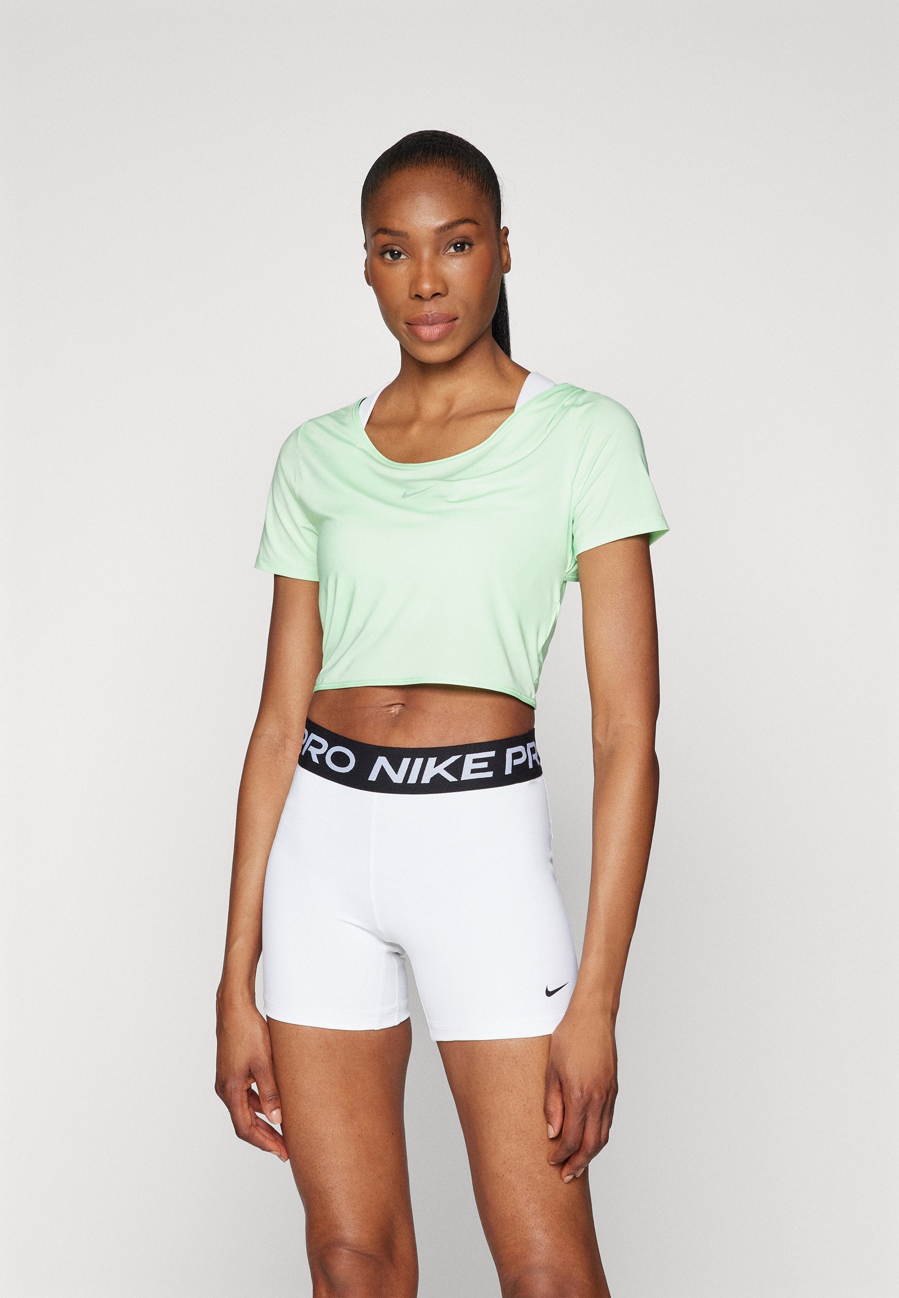 Nike Performance ONE CLASSIC