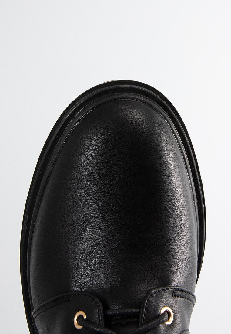 Head over Heels PLUM