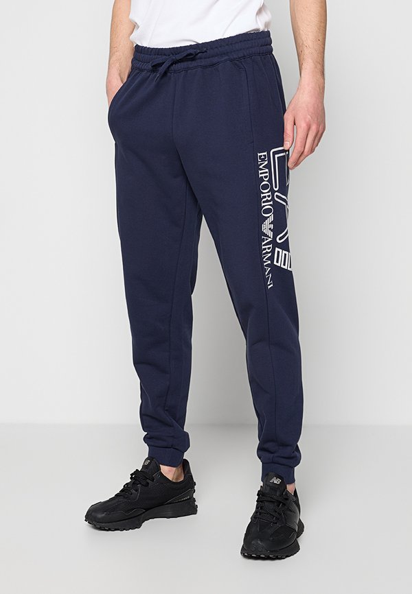 EA7 Emporio Armani
