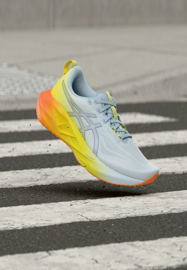 ASICS NOVABLAST 5