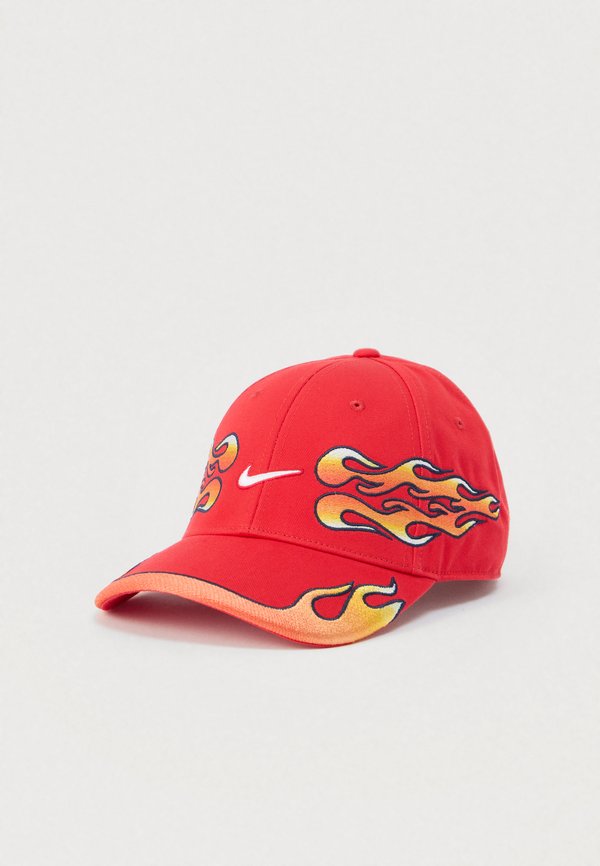 Nike Sportswear CLUB FLAME UNISEX - Cap - university red