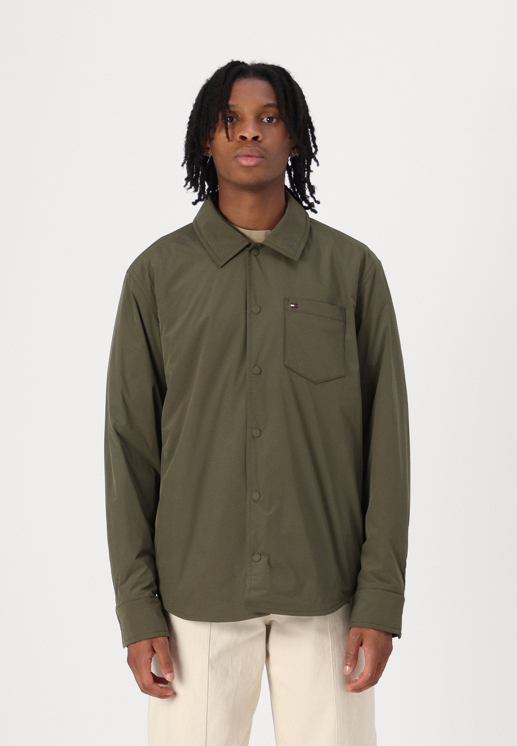 PACKABLE SHIRT JACKET Media 3