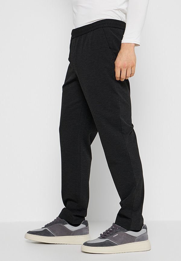 Selected NOAH SLIM FIT