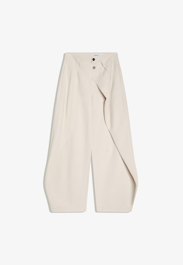 Bershka PLEATED BARREL - Trousers - beige