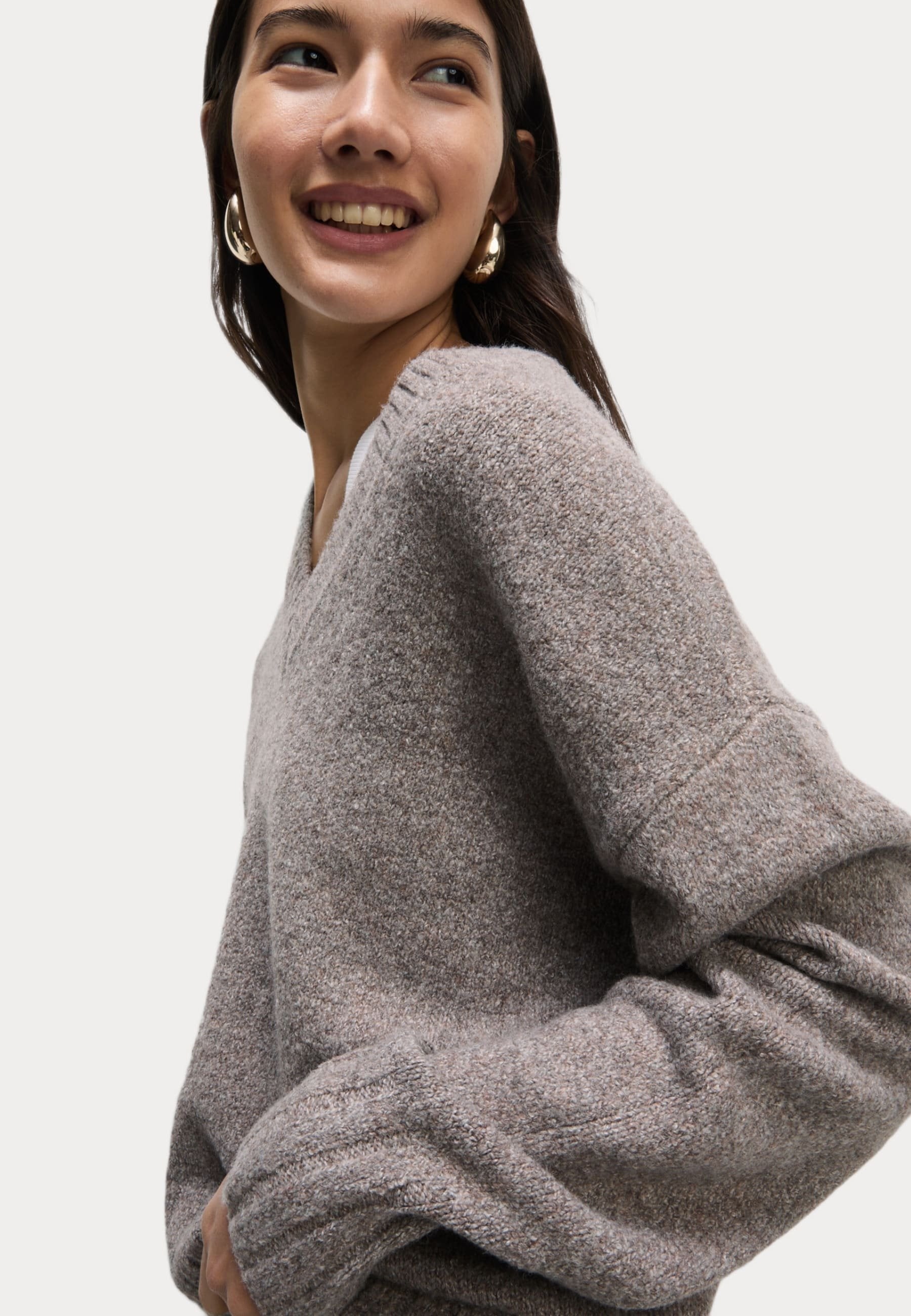 Marks & Spencer TEXTURED V-NECK TWISTED TWEED RELAXED