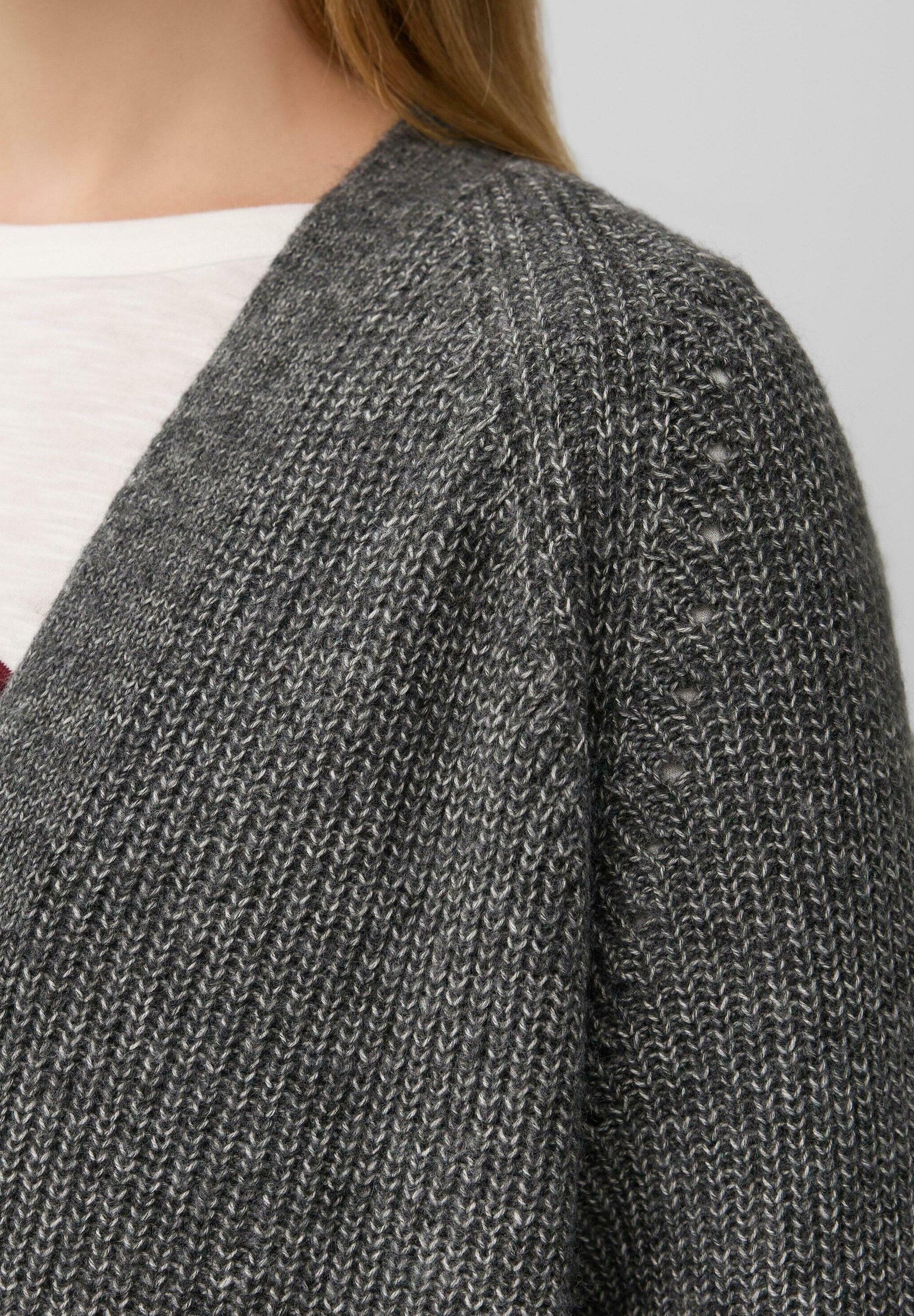 s.Oliver Strickjacke Media 5