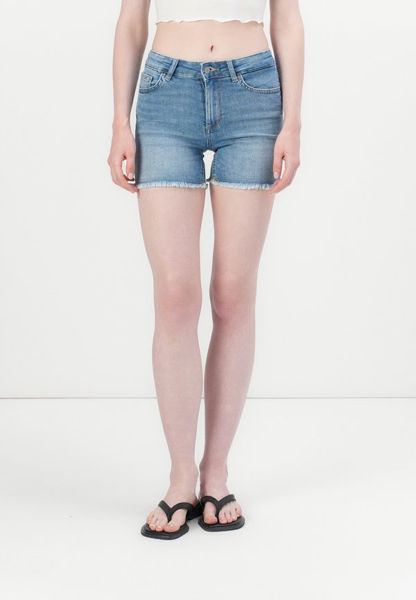 ONLY ONLBLUSH - Denim shorts - light blue denim