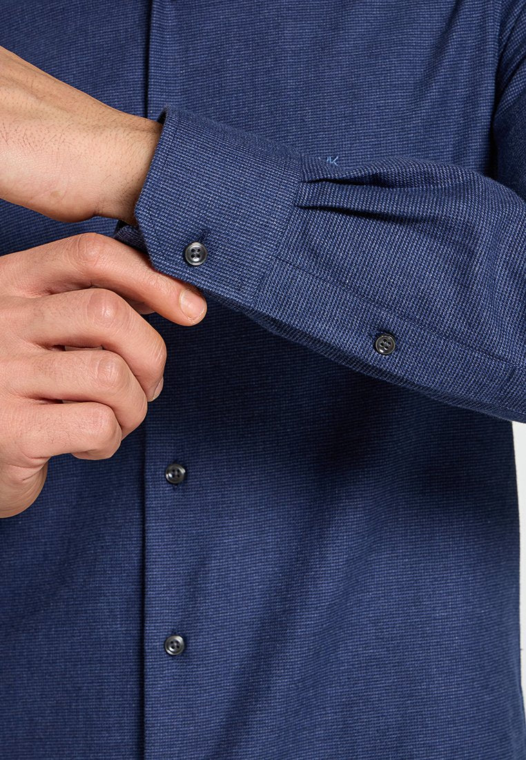 Michael Kors SLIM FIT