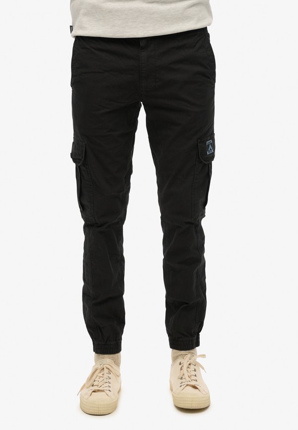 Superdry & Co PARA - Cargo trousers - black