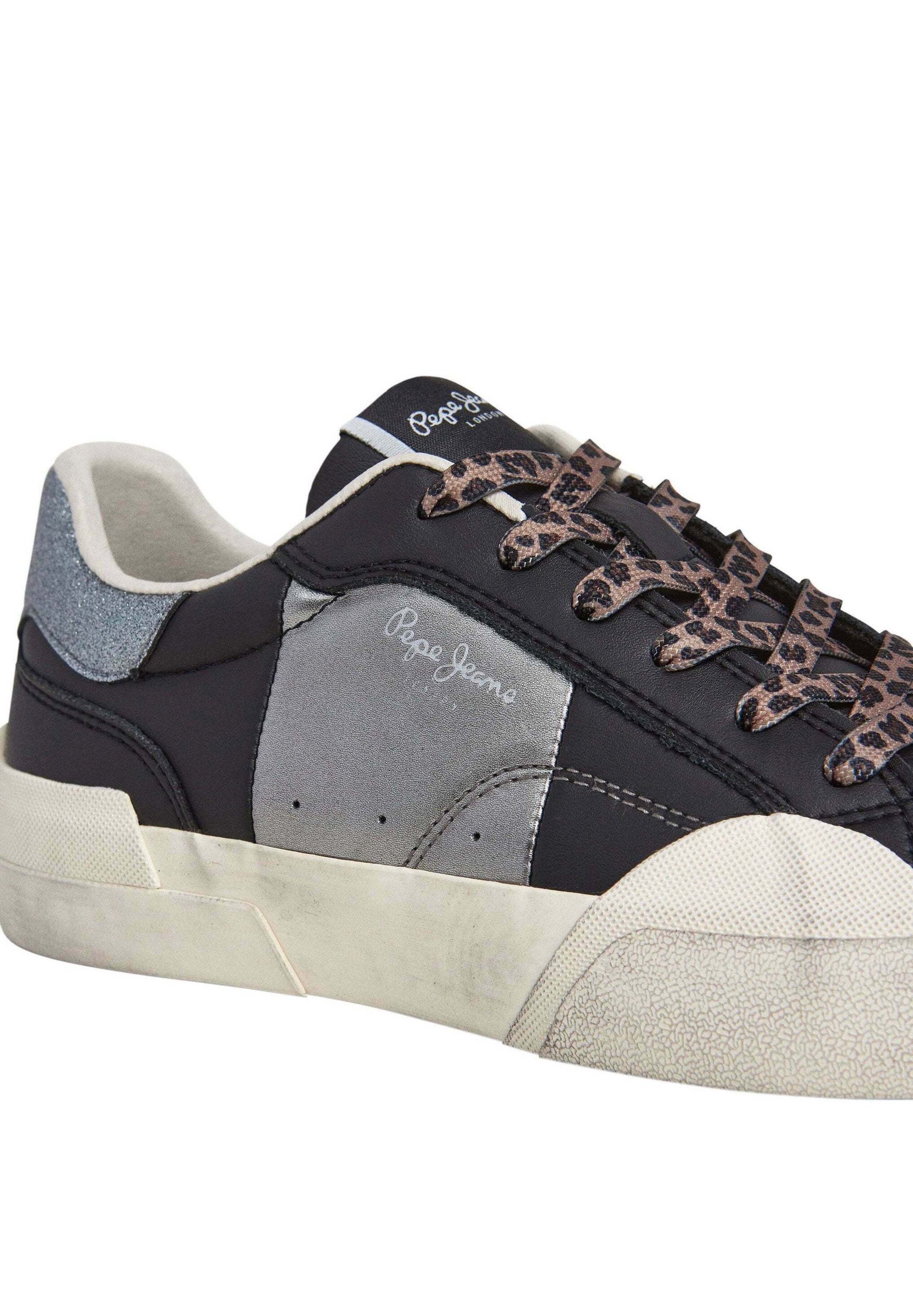 Pepe Jeans