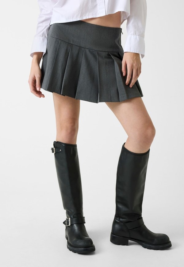 Guess KAROMUSTER - A-line skirt - grau
