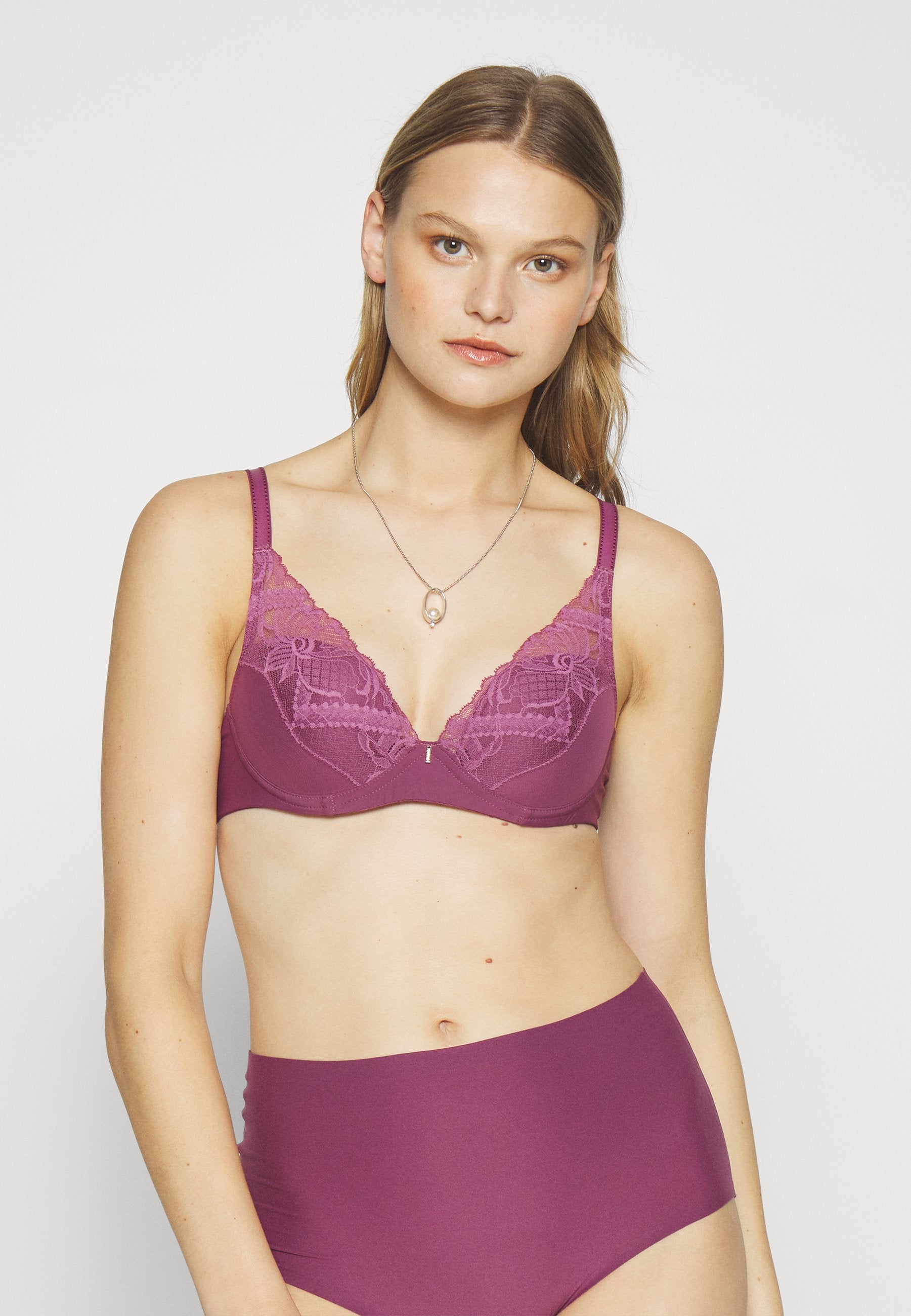 ORANGERIE DREAM PLUNGE BRA Media 3