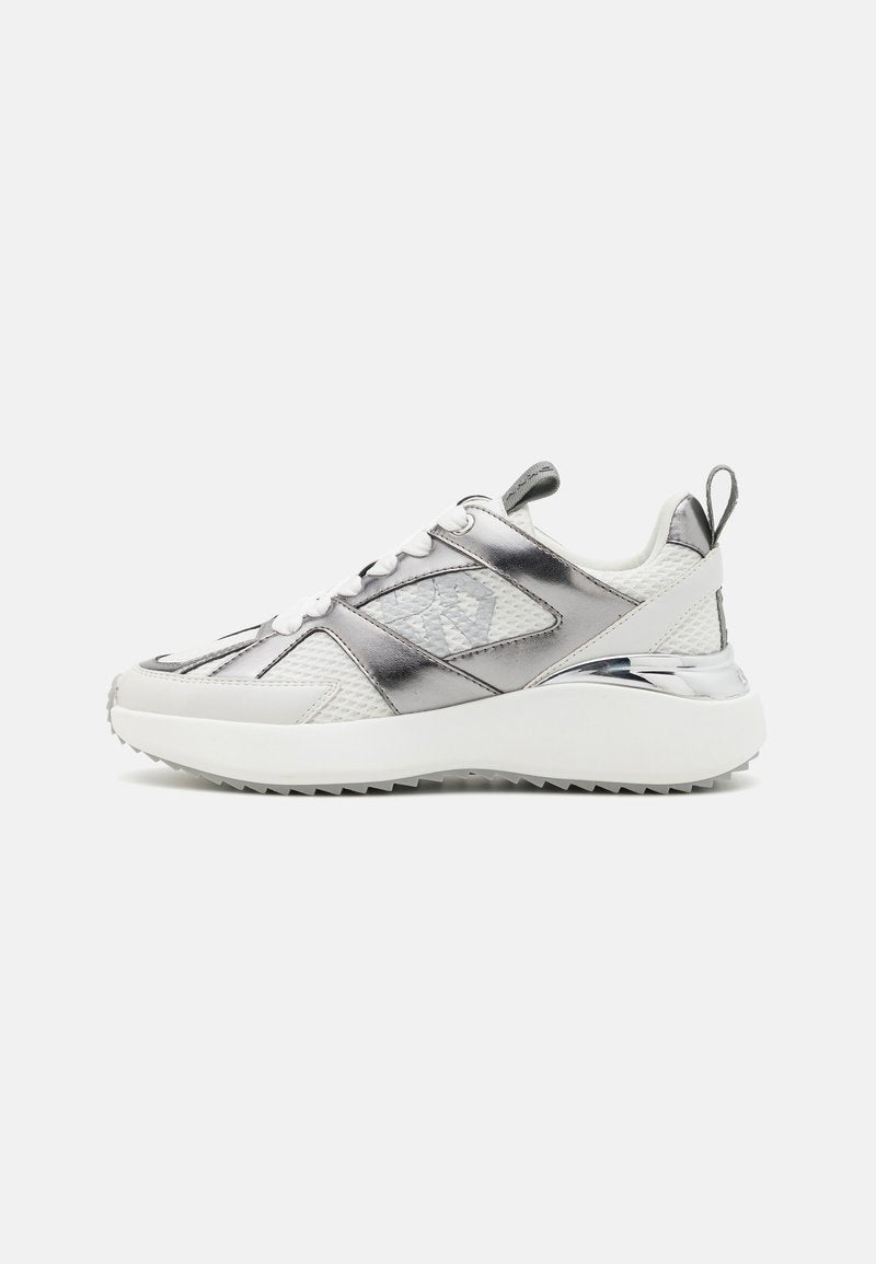 ZOFI LACE UP Media 1