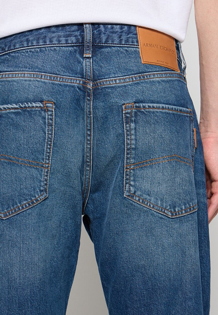 Armani Exchange Jeans Relaxed Fit Media 7