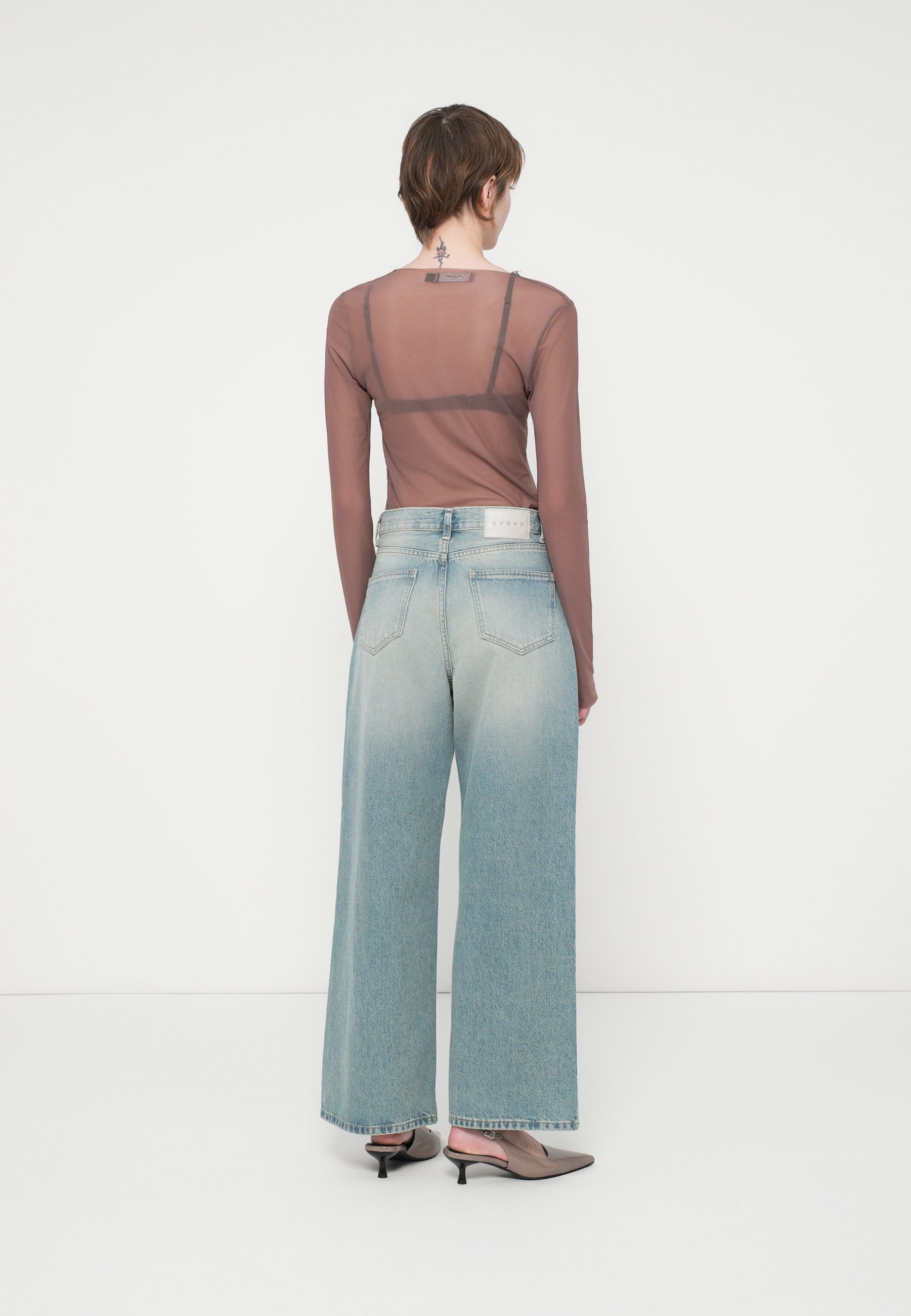 Edwin OLIVIA PANT