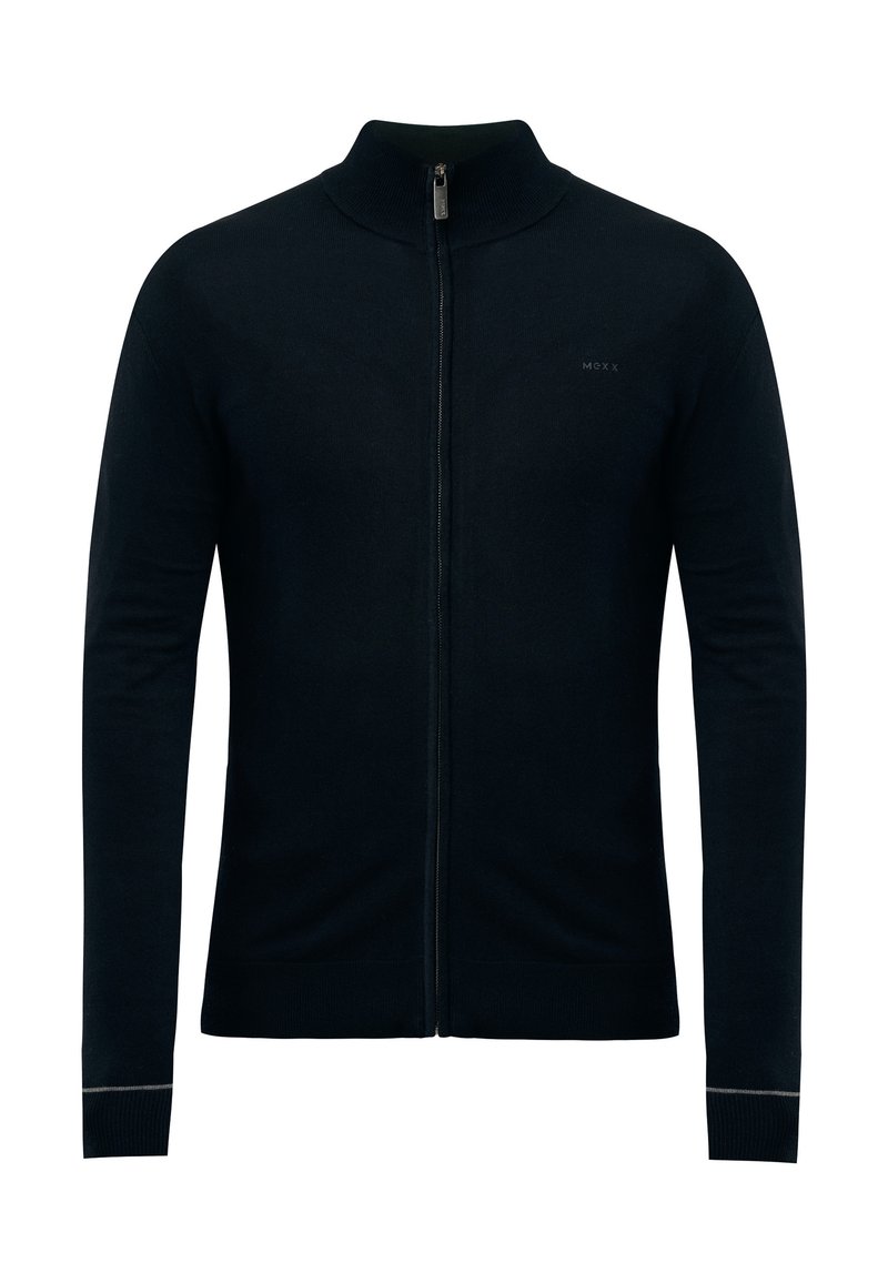 Schwarzer Reißverschluss-Pullover mit hohem Kragen, aus weichem Stoff, mit enganliegenden Ärmeln und einem minimalen Logo auf der Brust.