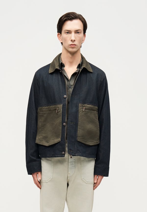 Armani Exchange