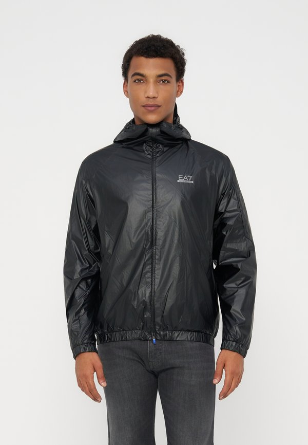 EA7 Emporio Armani