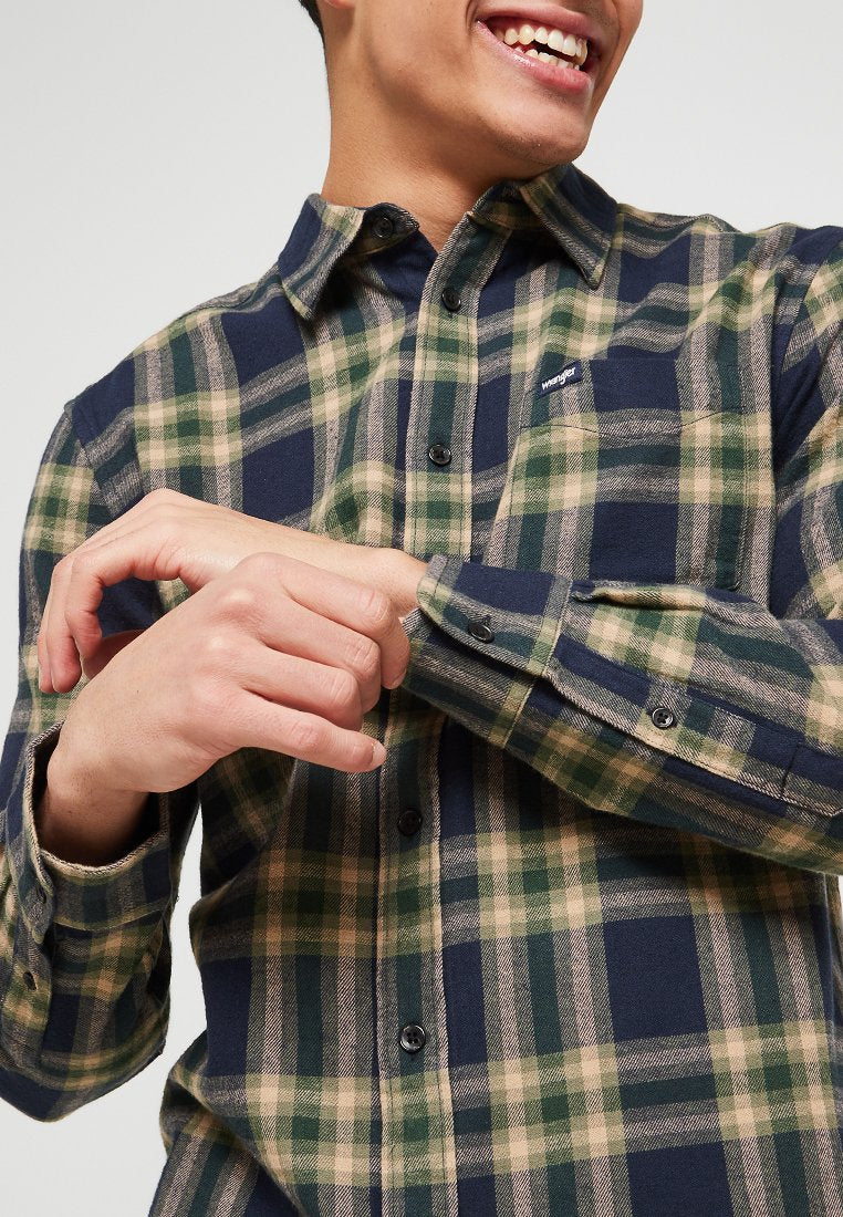 Wrangler REGULAR FIT