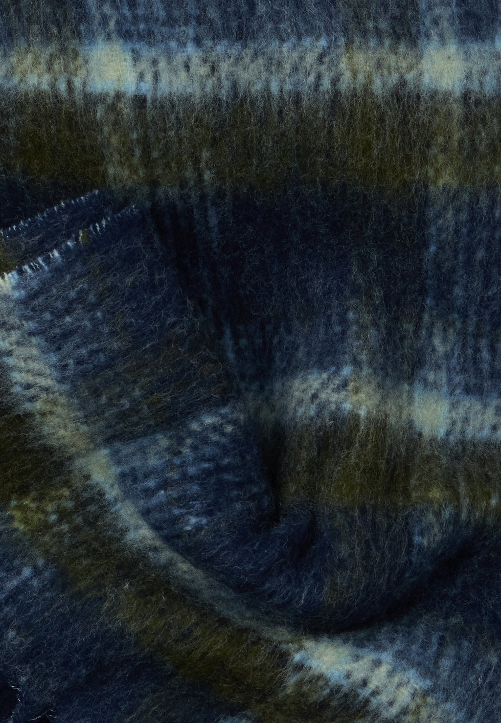 CHECK WOOL BLEND SCARF Media 2