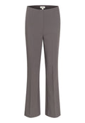 Grau ausgestellte Hose mit glatter Textur, passendem Bund und Bügelfalte vorne. Hergestellt aus leichtem Stoff, der sich für legere Kleidung eignet.