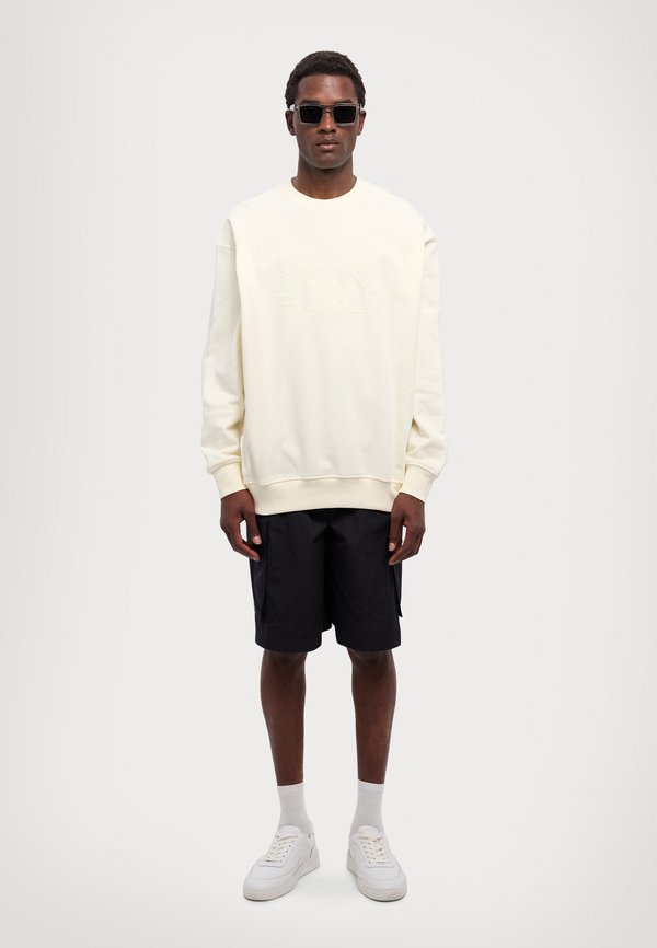 DOUBLE A BY W.W. NOEL RESORT UNISEX