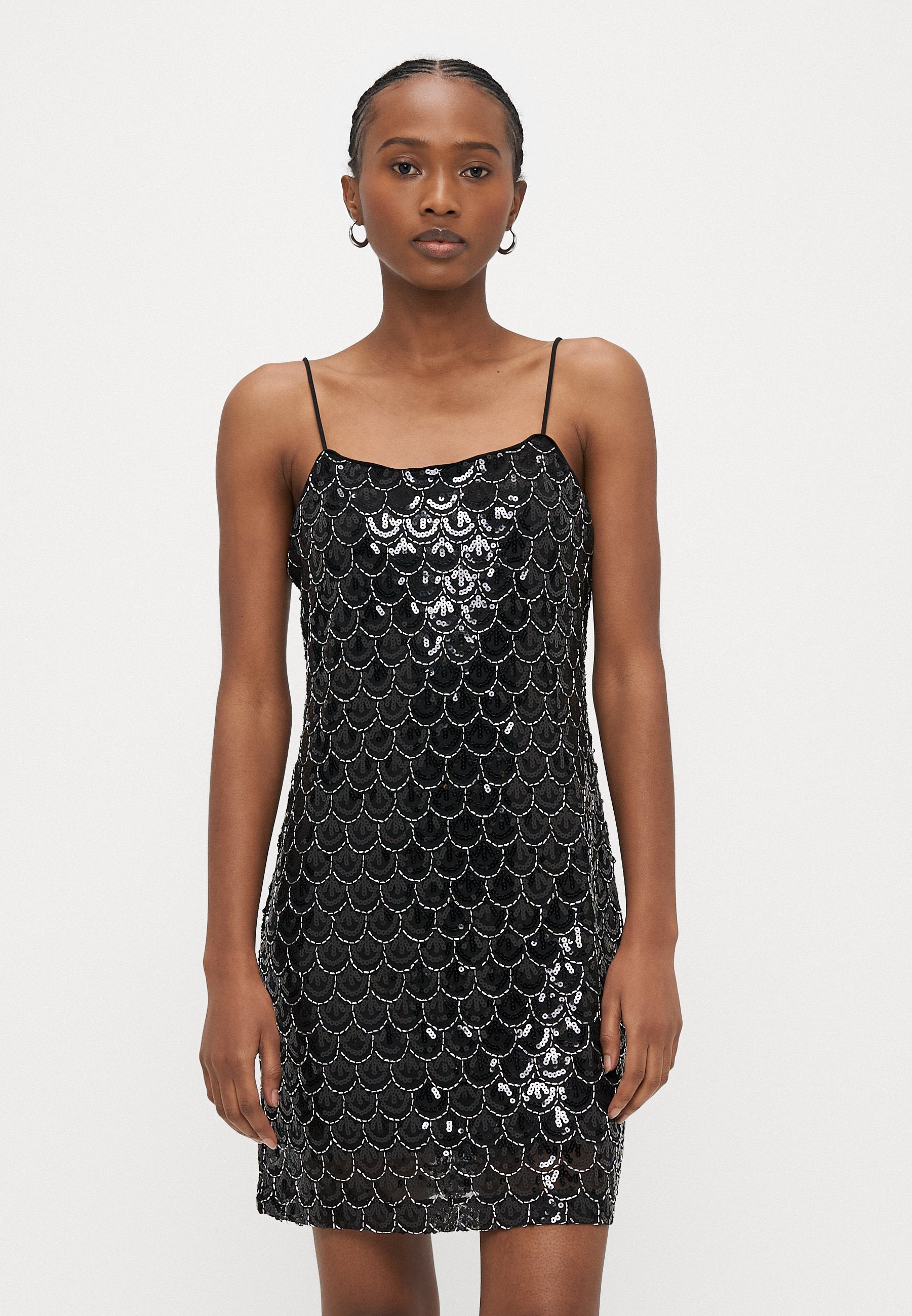 ONLBRIELLE STRAP SEQUINS DRESS Media 3