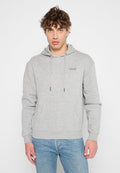 Grauer Baumwoll-Hoodie mit einer vorderen Kängurutasche, Kordelzug und einem kleinen Logo auf der Brust. Einfaches, lässiges Design.