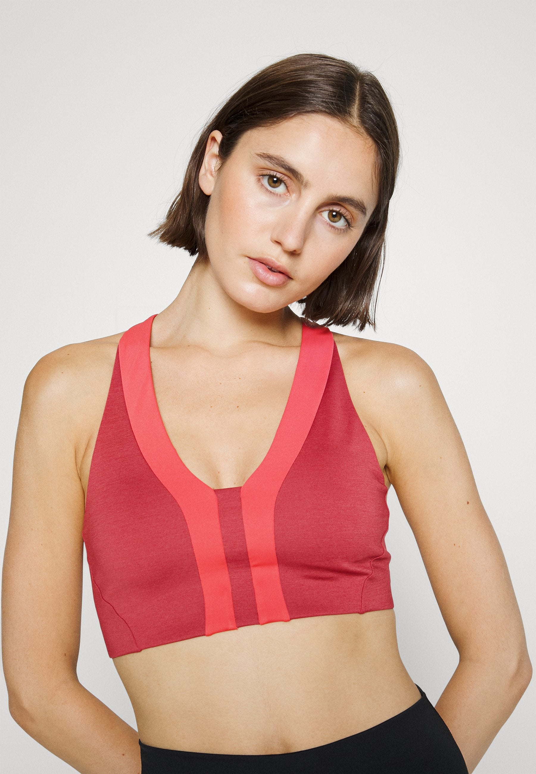 Athleta LEGEND V-NECK BRA A-C