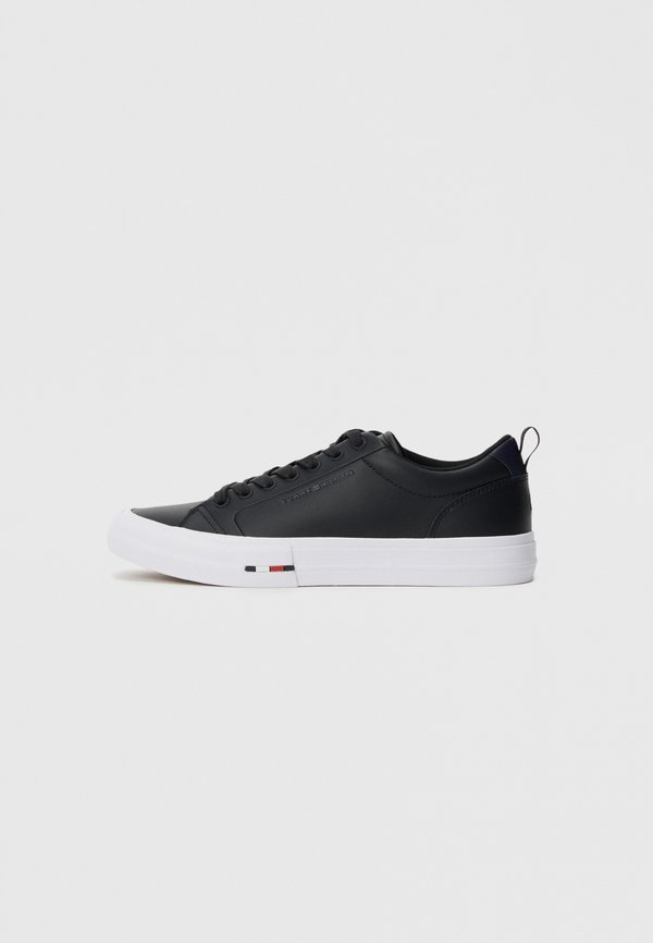 Tommy Hilfiger CONTRAST MIDSOLE DEBOSSED LEATHER TRAINERS - Trainers - black