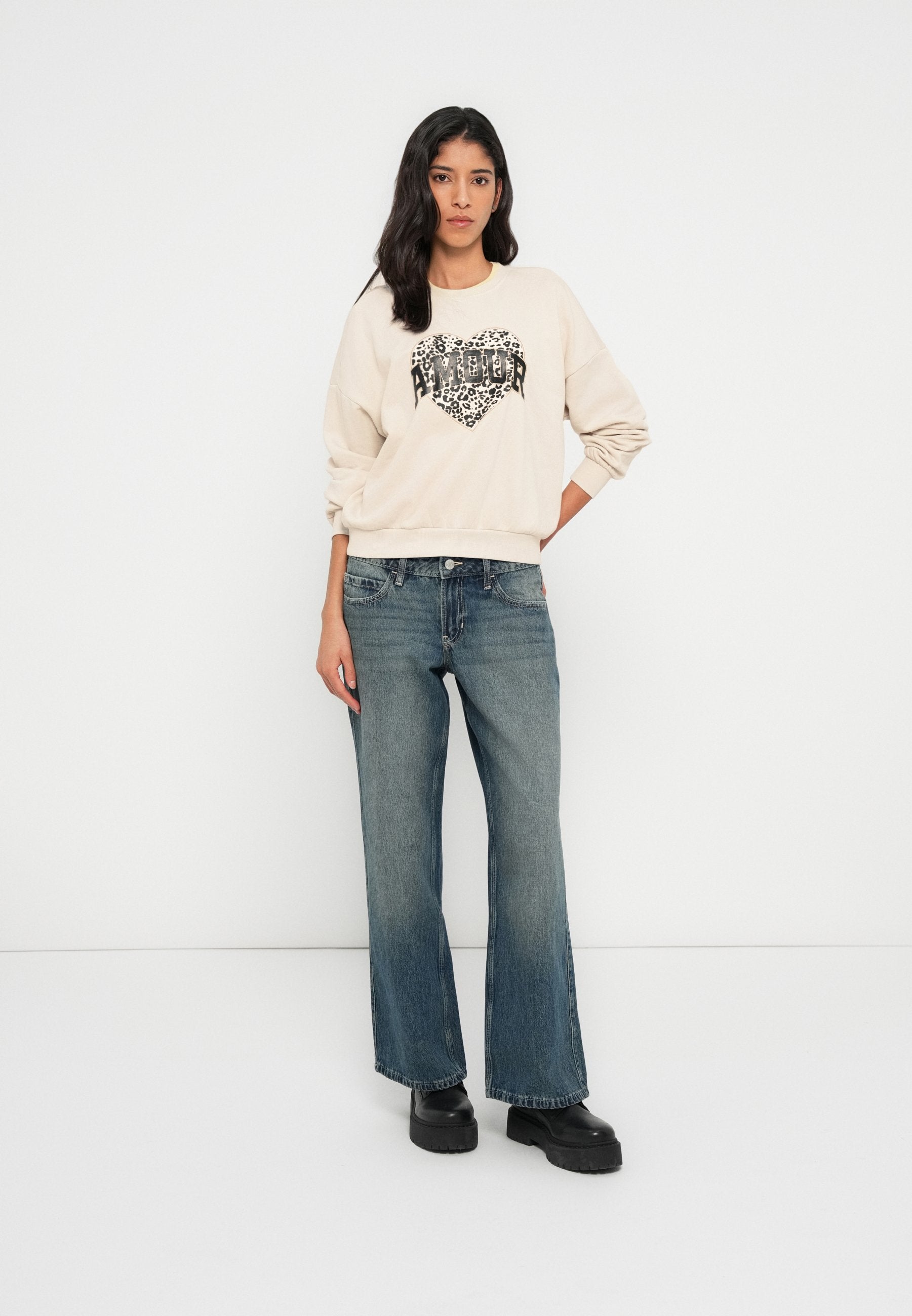 ONLY ONLLAUREN LIFE ANIMAL O NECK
