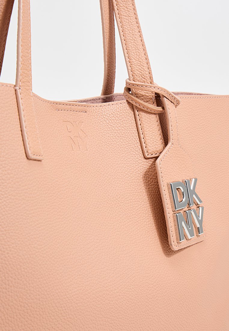 DKNY PARK SLOPE
