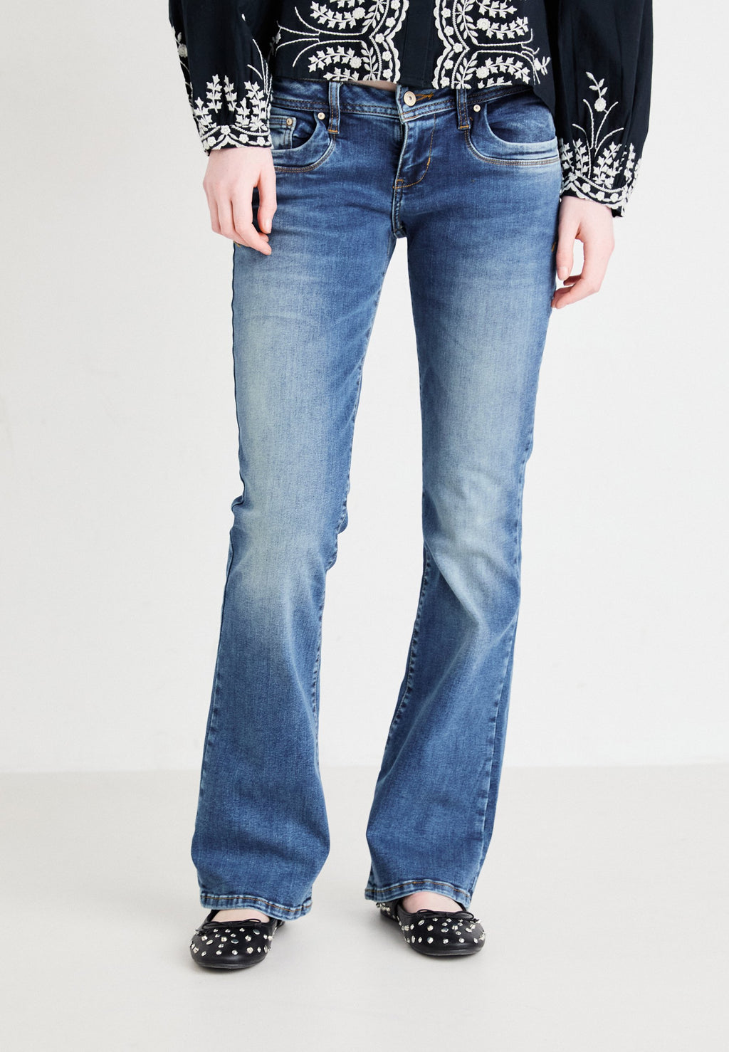 LTB LOW RISE BOOTCUT
