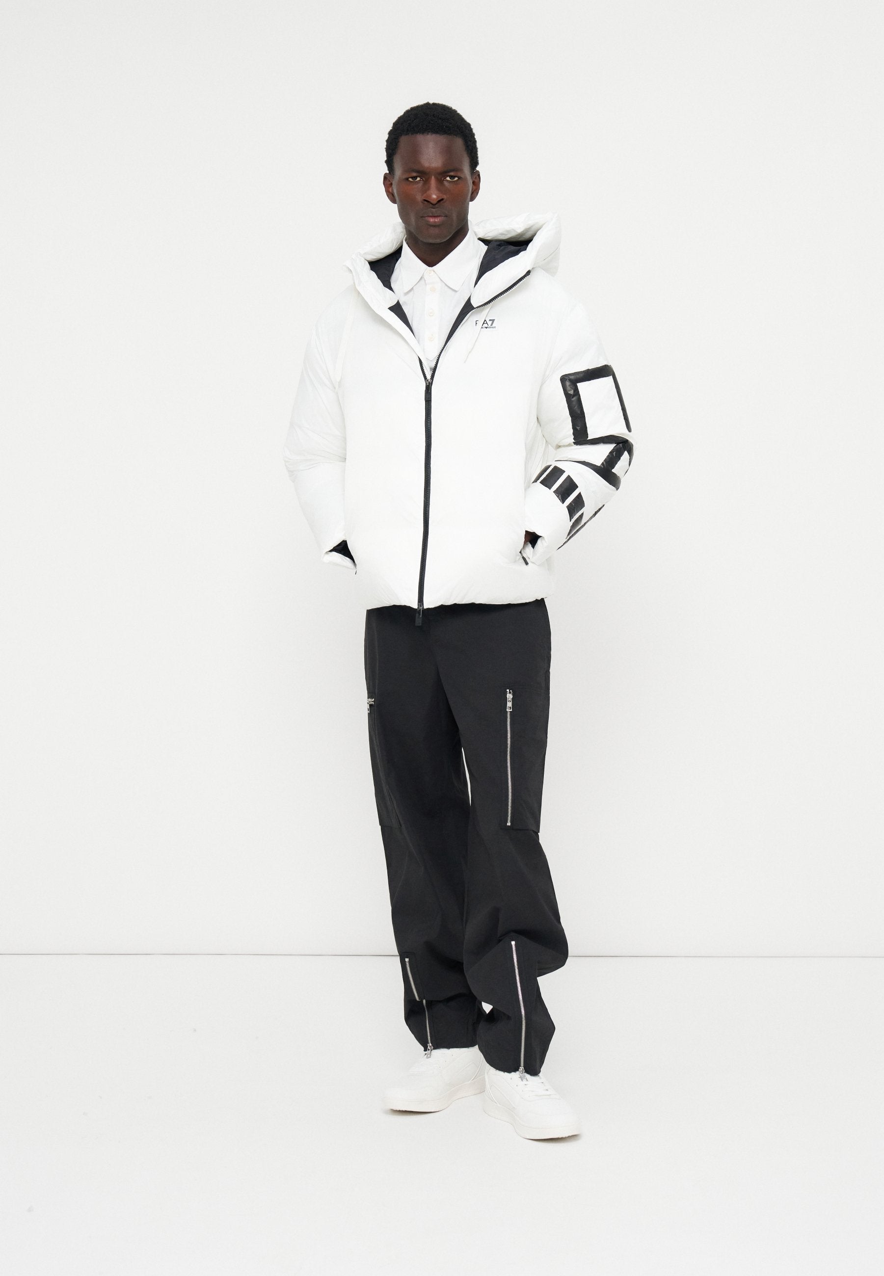 EA7 Emporio Armani Winterjacke Media 3