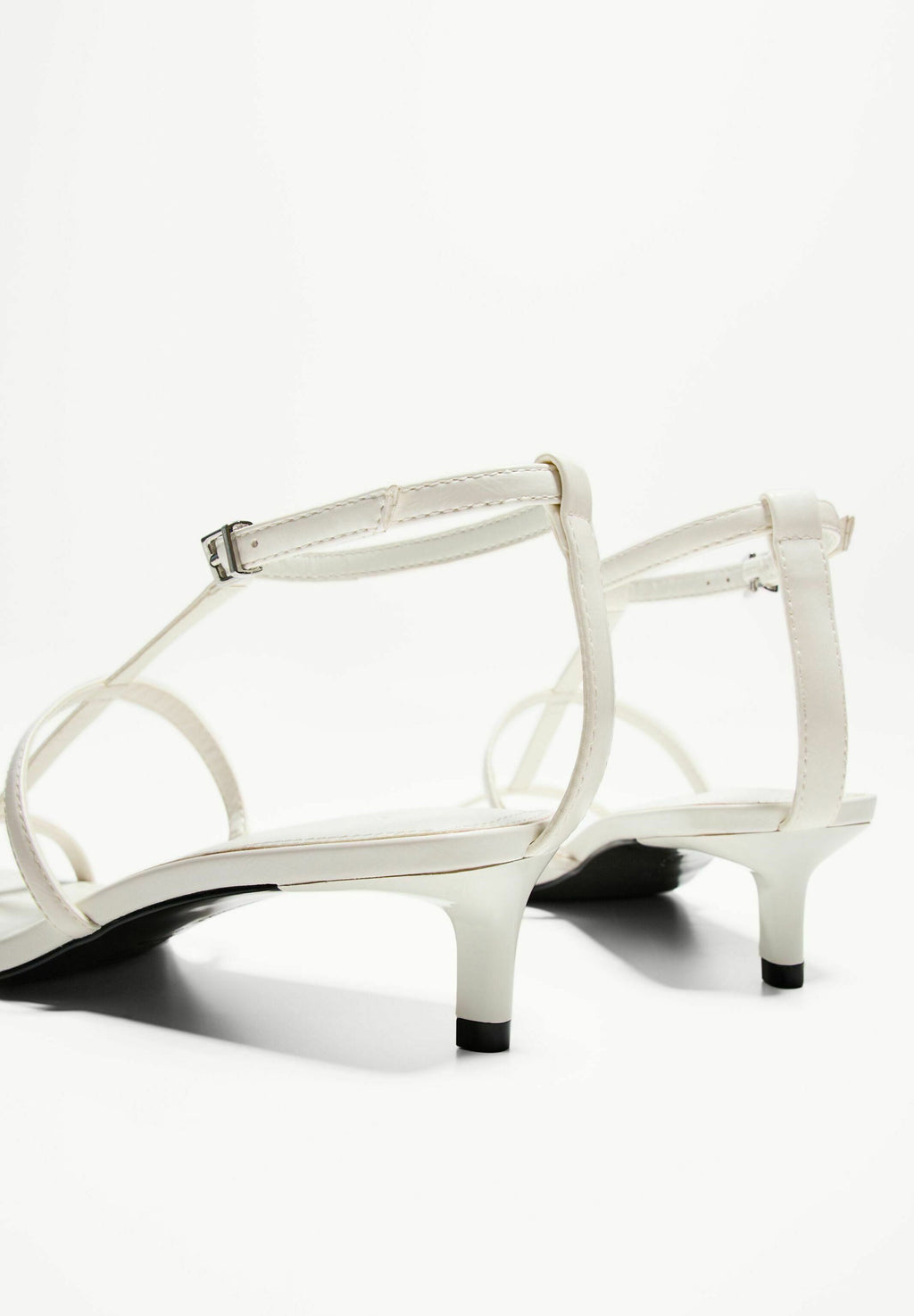 Bershka STRAPPY KITTEN HEEL