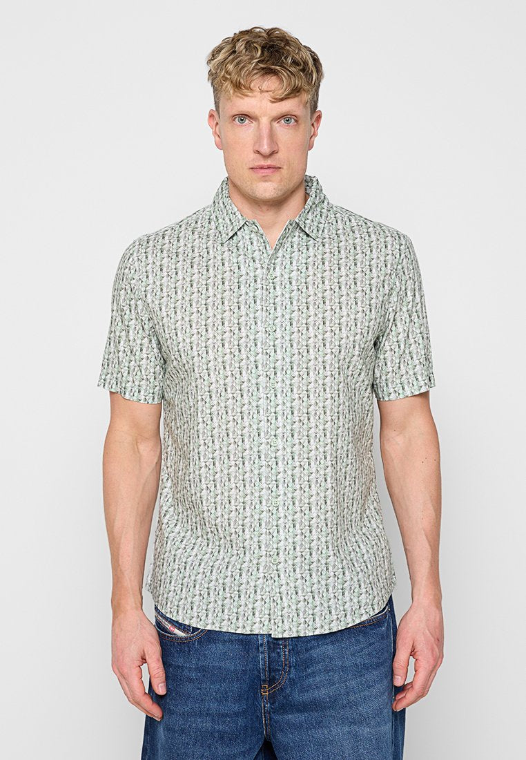 REGULAR FIT Media 1