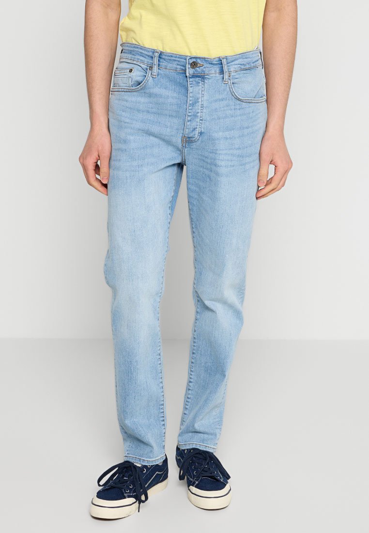 ONSYOKE TAPERED BOX AZG DNM MU OTL Media 1