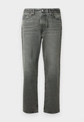 Vergraute schwarze Jeans mit geradem Bein, vorderem Knopf, Reißverschluss, Gürtelschlaufen und Fünf-Taschen-Design.