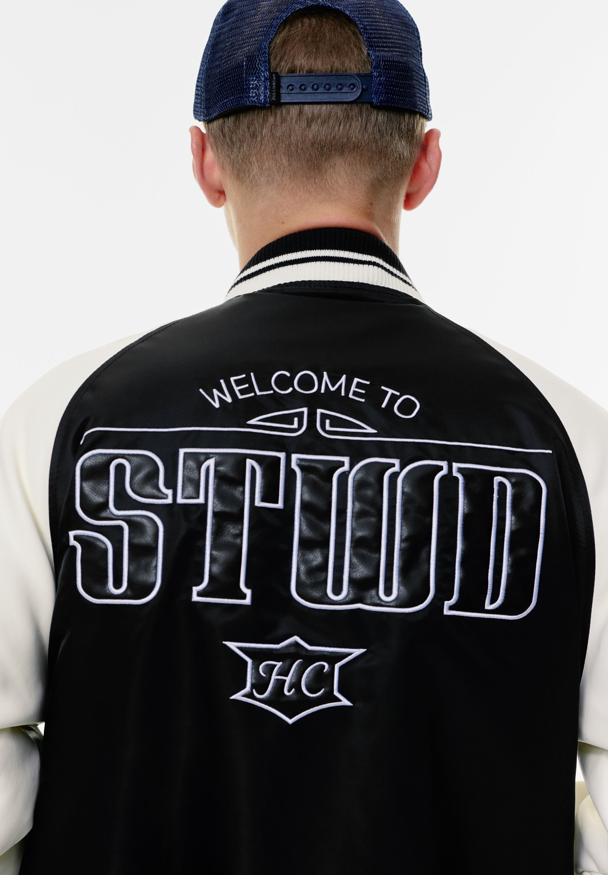 PULL&BEAR EMBROIDERED VARSITY