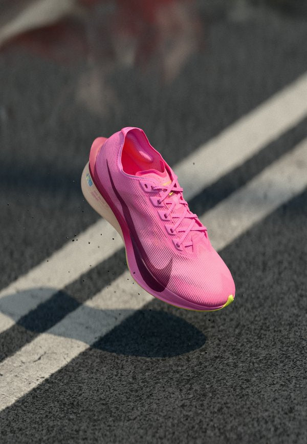 Nike Performance VAPORFLY 4 - Road running shoes - pink spell/bordeaux/hyper pink/volt ice/ice peach/sweet beet