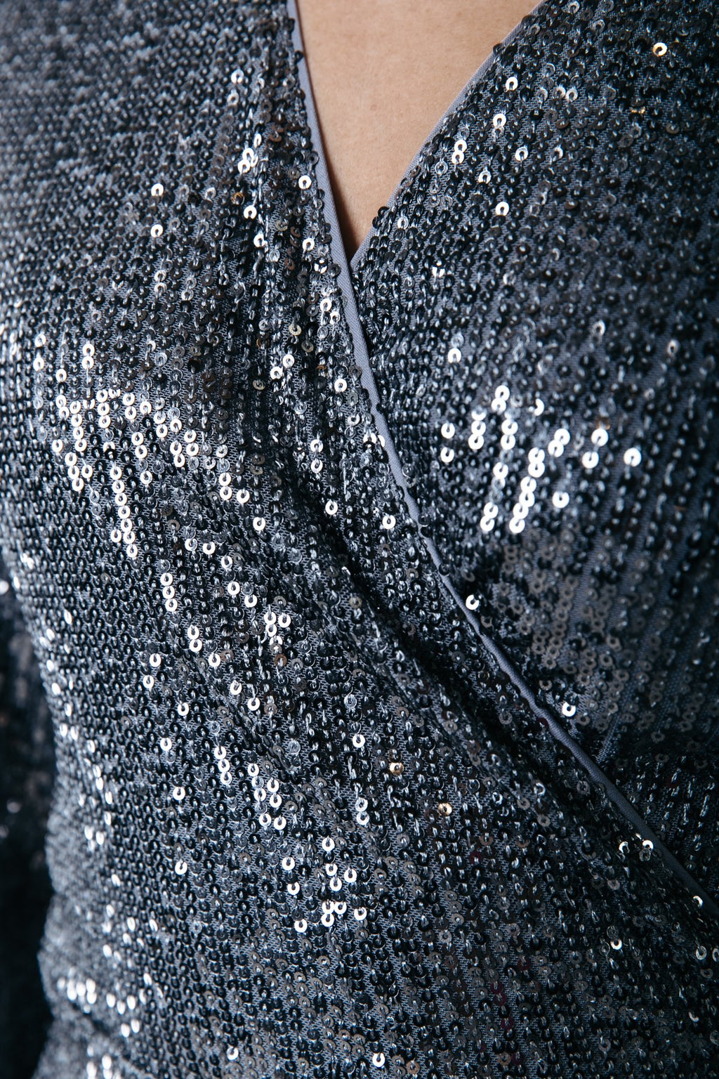 Colourful Rebel XITA SEQUINS REAL WRAP DRESS