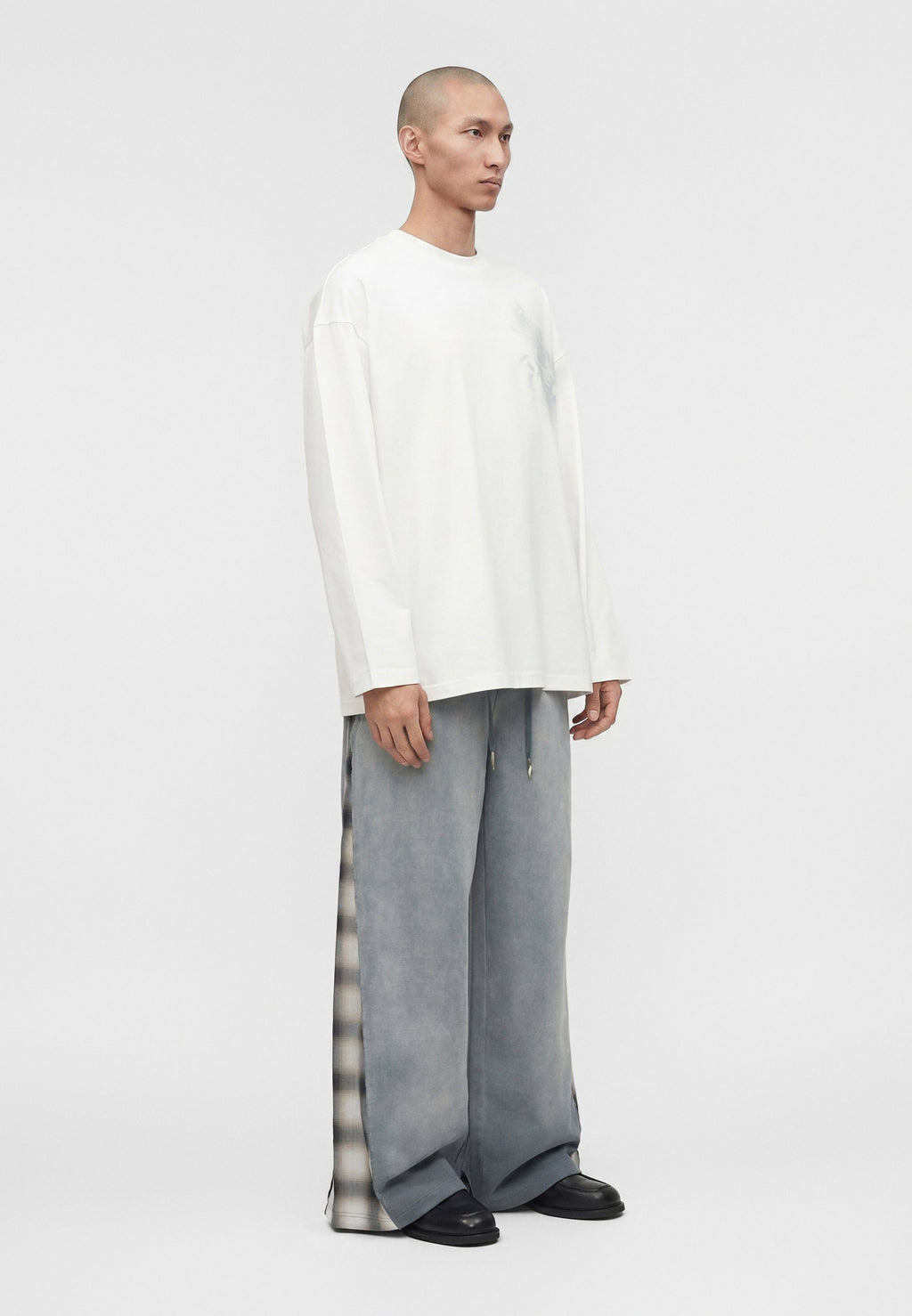 Feng Chen Wang SPRAY PAINTED PLANTS DYE TEE