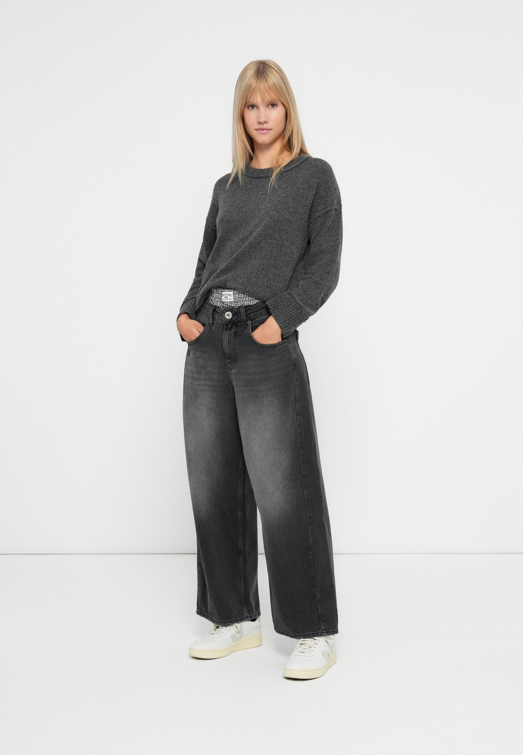 ONLY ONLHAZEL LIFE DETAIL O NECK