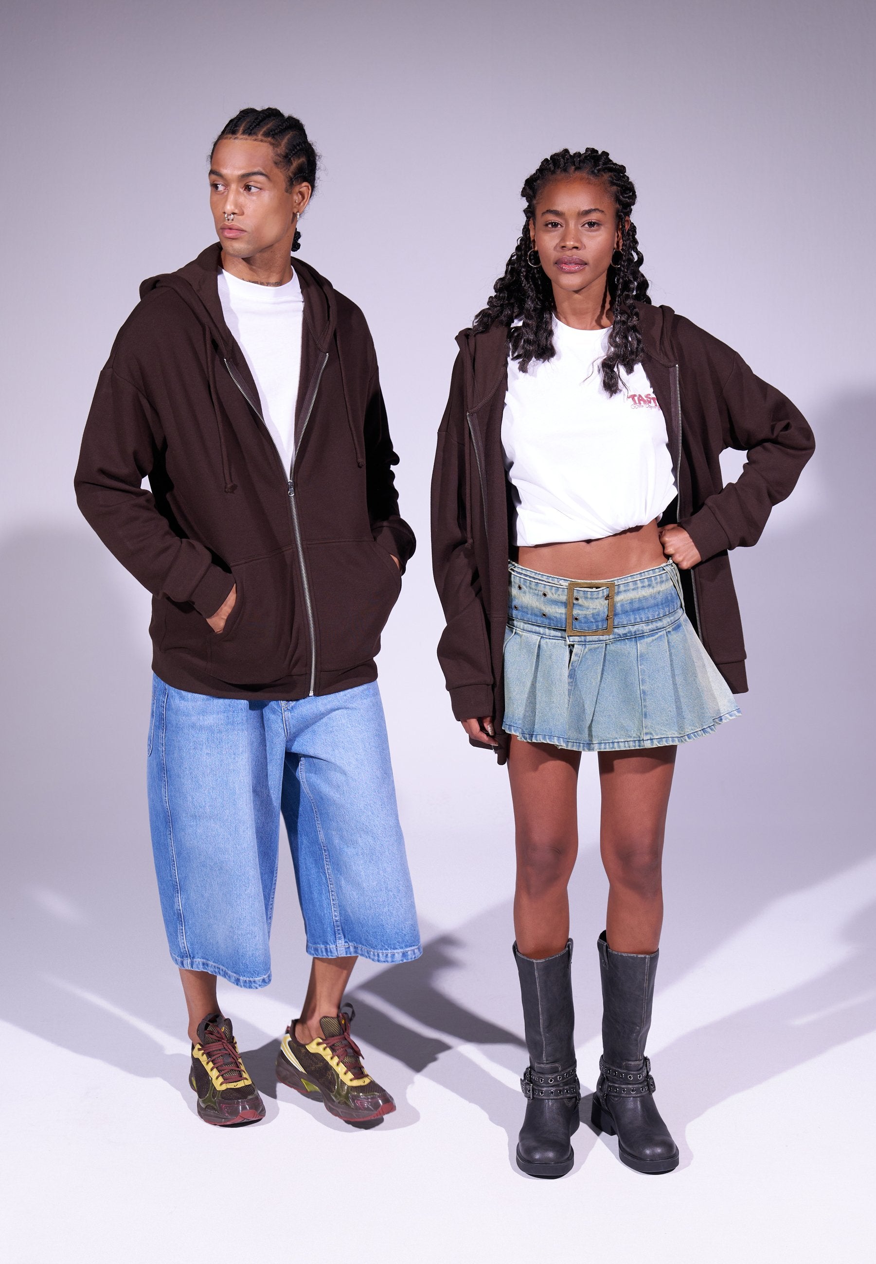 YOURTURN UNISEX RELAXED FIT ZIP-UP HOODIE