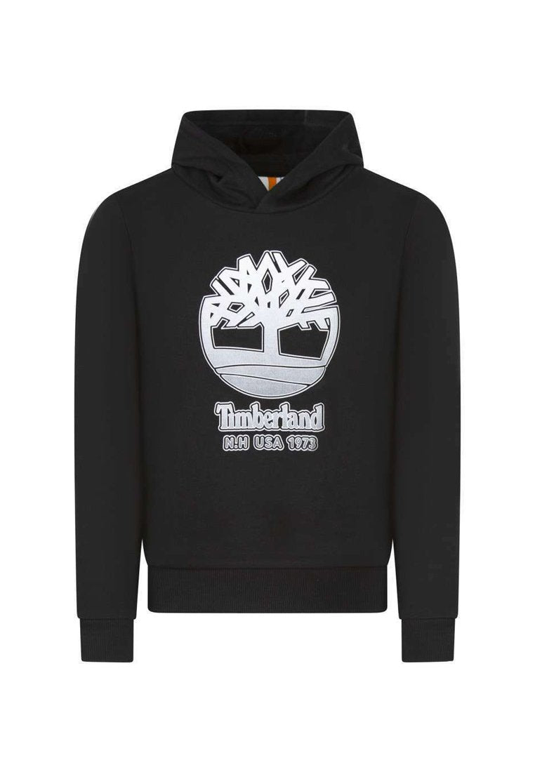 Schwarzer Hoodie mit silbernem Timberland-Baumlogo und Markentext. Weicher Stoff mit einer Kängurutasche sowie gerippten Bündchen und Saum.